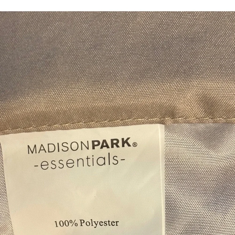 Madison Park‎ Essentials Shower Curtain Floral Magnolia Gray Yellow 72x72 EUC
